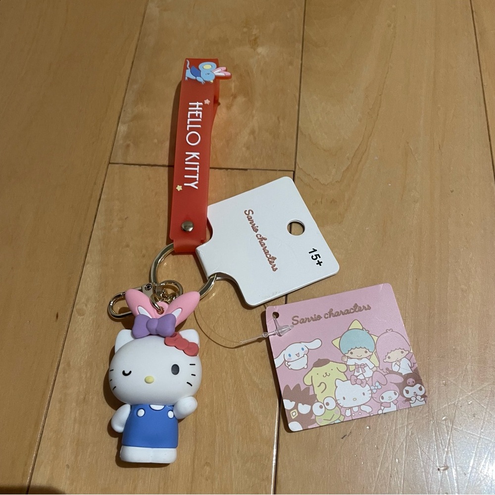 New hello kitty bunny keychain